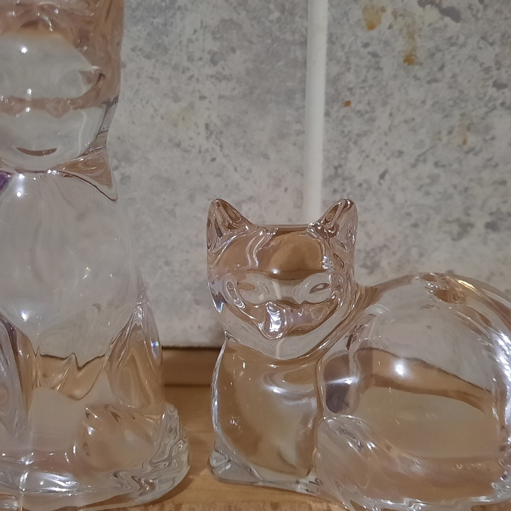 Glass Cat salt and pepper shakers